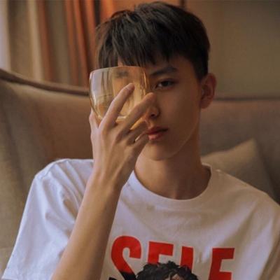 微信最新霸气帅气好看男生头像