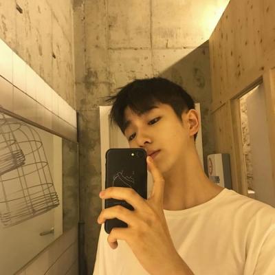 微信最新霸气帅气好看男生头像