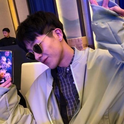 微信最新霸气帅气好看男生头像