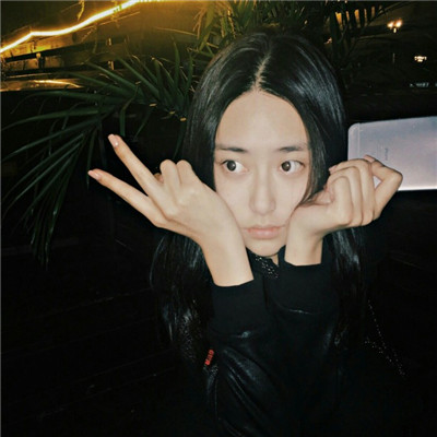 微信近期热门情侣头像