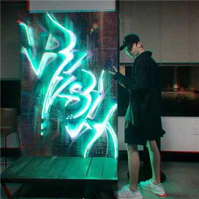微信近期热门情侣头像