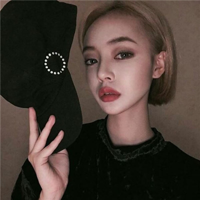 微信最火快手霸气御姐范女生头像