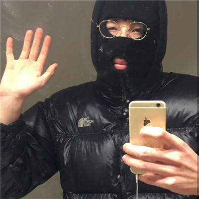 微信阳光手机控帅气男生头像