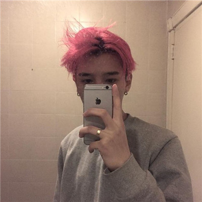 微信阳光手机控帅气男生头像