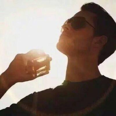 微信个性低调欧美情侣头像