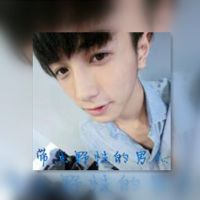 2018微信最新双影情侣头像一左一右下载