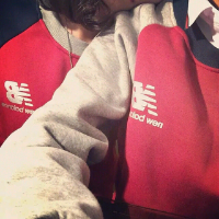 2018微信最新双影情侣头像一左一右下载