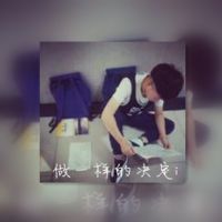 2018微信最新双影情侣头像一左一右下载