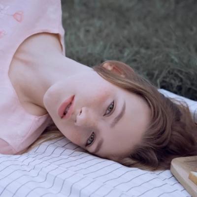 微信最新个性欧美风女生头像