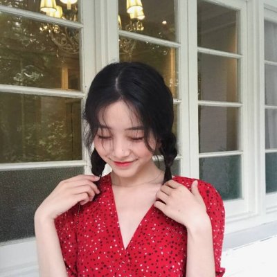 微信时尚个性红色系女生头像