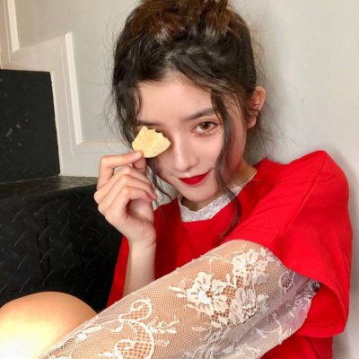 微信时尚个性红色系女生头像