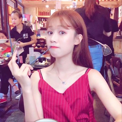 微信时尚个性红色系女生头像