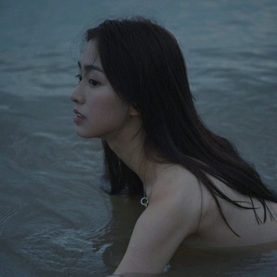 微信最火潮流好看女生头像
