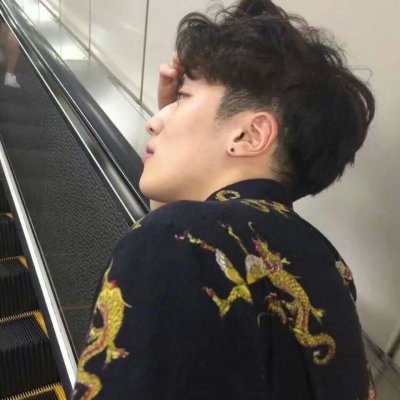 微信最火时尚潮流男生头像