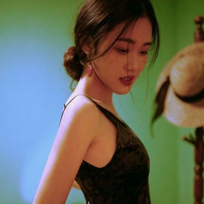 微信最火时尚清新女生头像