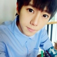 很娘的微信帅气小鲜肉头像合集下载