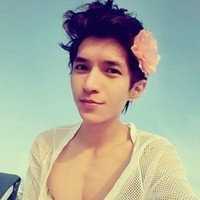 很娘的微信帅气小鲜肉头像合集下载