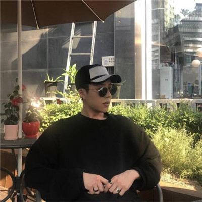 微信帅气时尚独一无二男生头像