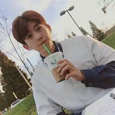 微信最新动漫阳光帅气男生头像