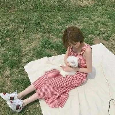 微信最潮时尚清新女生头像