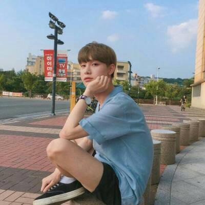 微信最新个性帅气高清男生头像