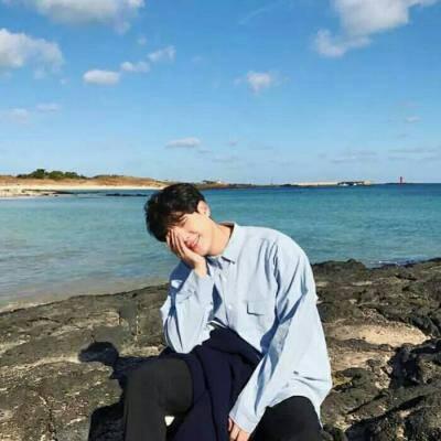 微信最新个性帅气高清男生头像