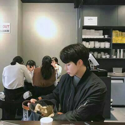 微信最新个性帅气高清男生头像