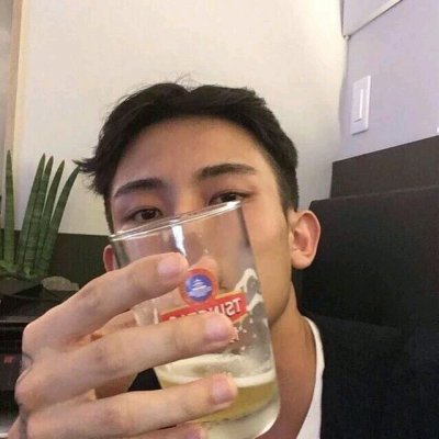 微信个性帅气阳光男生头像