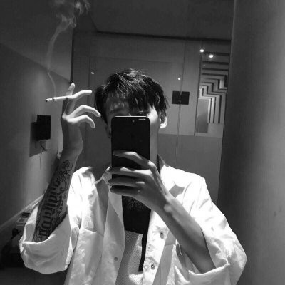 微信最火潮流黑白男生头像