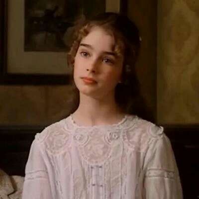 微信个性高冷气质女生头像