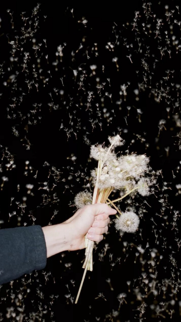 微信孤独伤感意境聊天背景