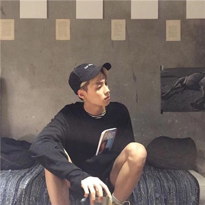 微信独一无二帅气侧脸男生头像