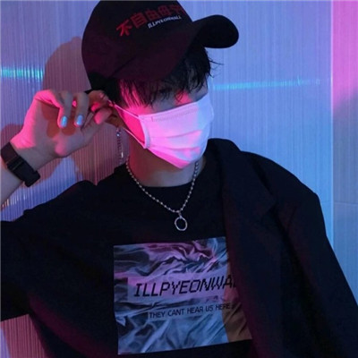 微信独一无二帅气侧脸男生头像