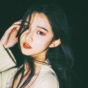 微信最新时尚唯美意境女生头像