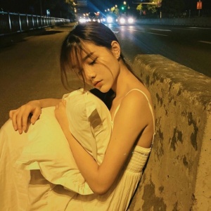 微信最新个性意境女生伤感头像