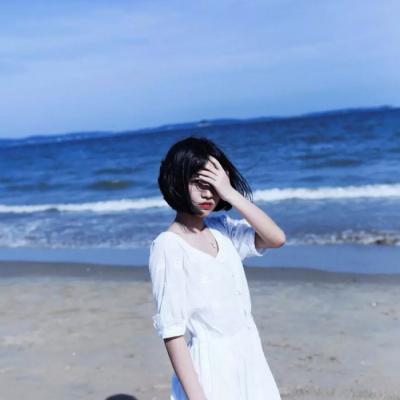 微信唯美好看短发女生头像