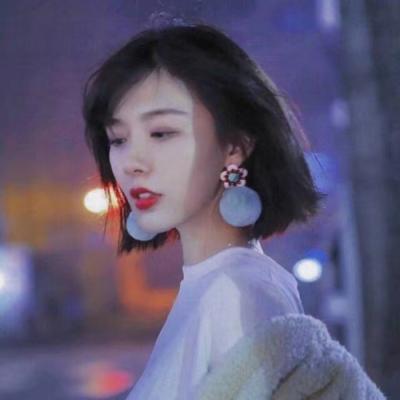 微信唯美好看短发女生头像