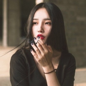 微信最新个性意境女生伤感头像