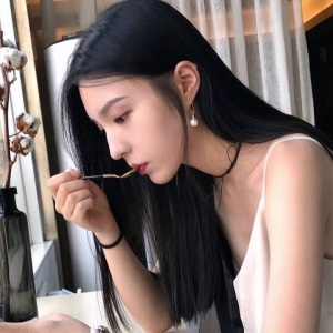 微信最新唯美气质阳光女生头像