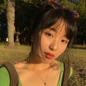 微信最新俏皮风女生头像
