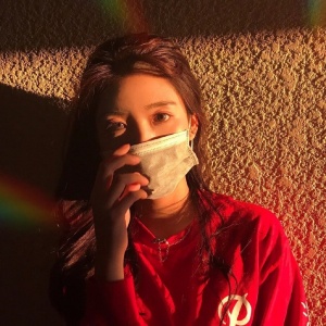 微信最新冷艳气质女生头像