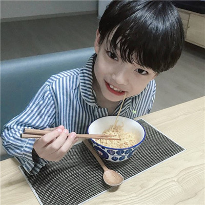 微信可爱小正太男生头像