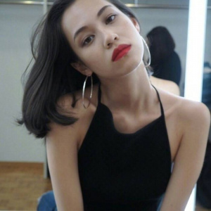 微信最新唯美时尚意境女生头像