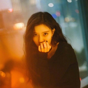 微信最新唯美清新俏皮风女生头像