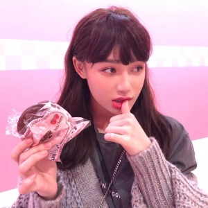 微信最新时尚可爱清新女生头像