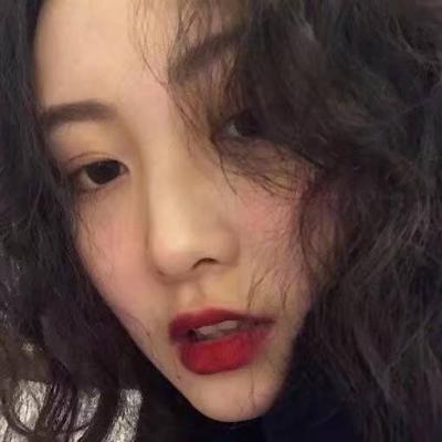 微信最火霸气潮流女生伤感头像