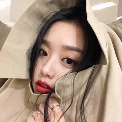 微信最火霸气潮流女生伤感头像