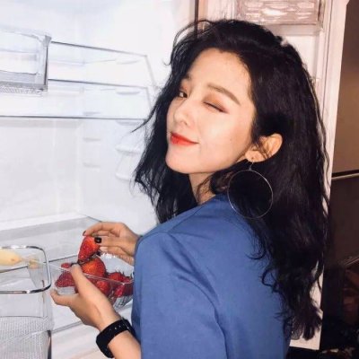 微信最新时尚唯美阳光女生头像