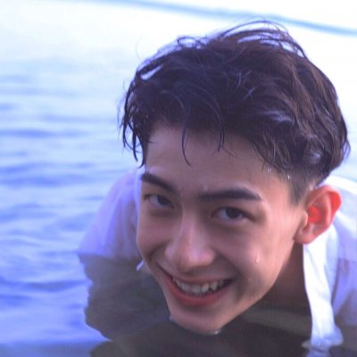 微信最新冷酷气质男生头像