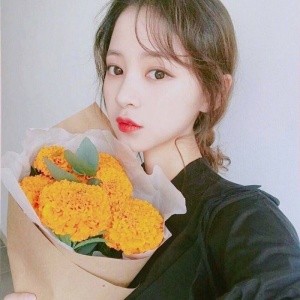 微信最新阳光可爱女生头像